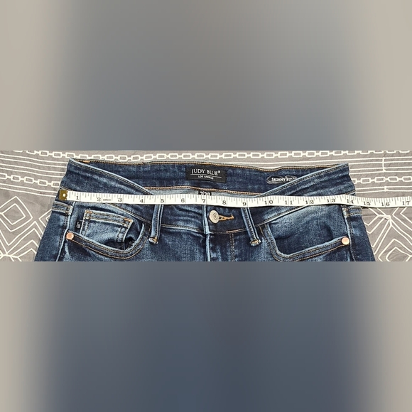 Judy Blue Midrise Skinny Raw Hem Jeans Size 7/28 - Picture 5 of 7